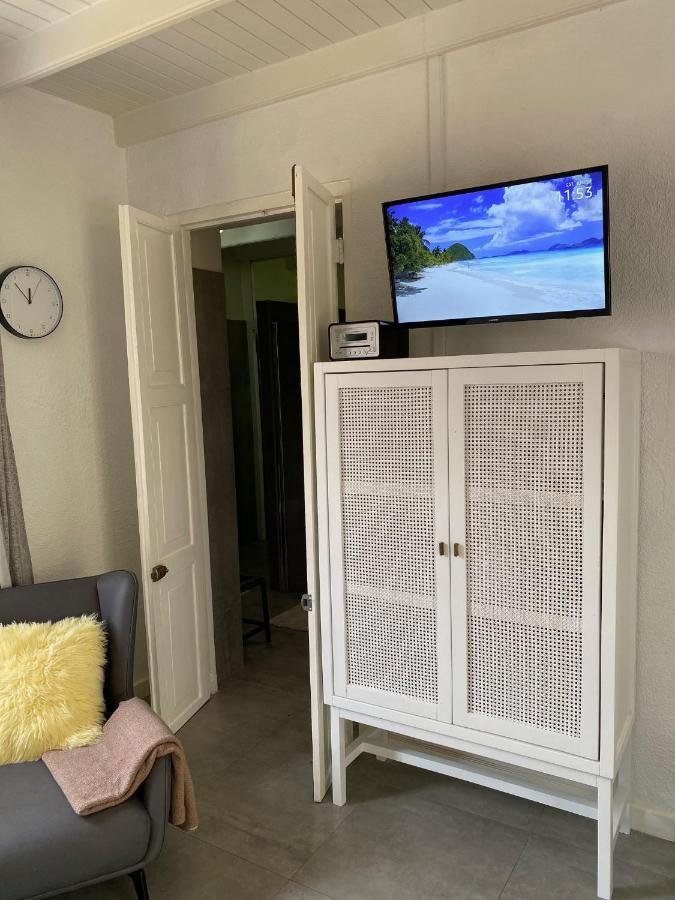 Historic Building The Palm Backyard Studio-Apartment Willemstad, Curacao Feel Home Away From Home Kültér fotó
