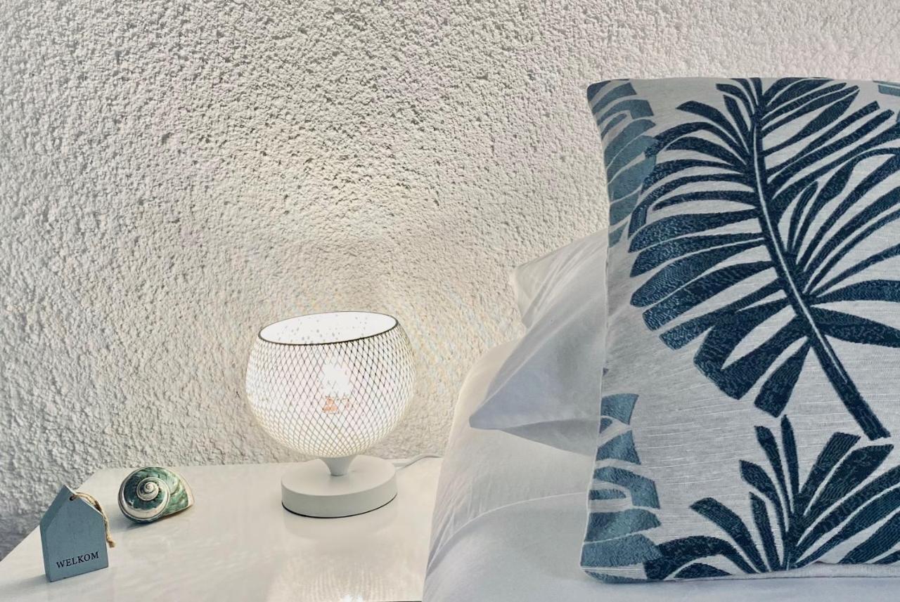 Historic Building The Palm Backyard Studio-Apartment Willemstad, Curacao Feel Home Away From Home Kültér fotó